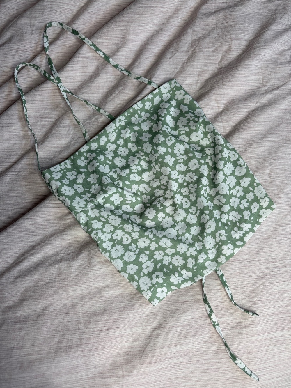 Green Floral Tie-Back Women’s top